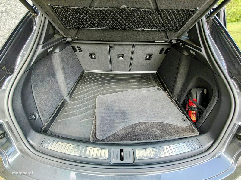 Porsche Macan 95B 25