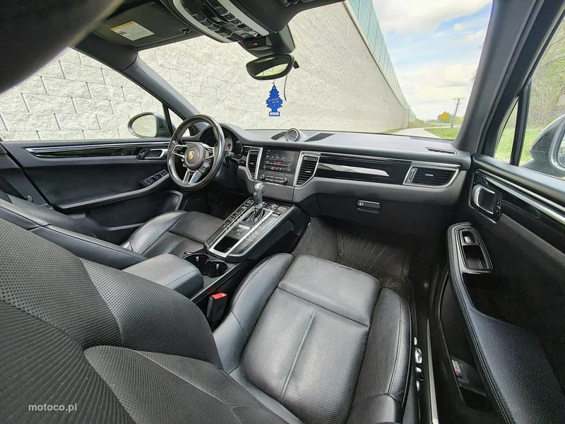 Porsche Macan 95B 9