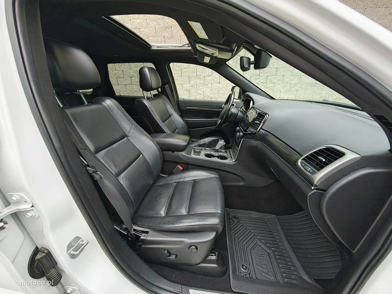 Jeep Grand Cherokee 27