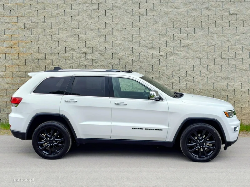 Jeep Grand Cherokee 8