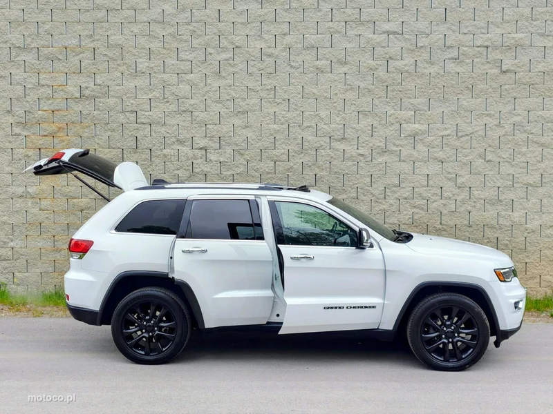 Jeep Grand Cherokee 9