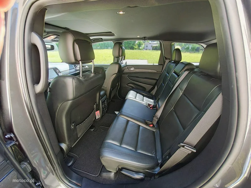 Jeep Grand Cherokee 13