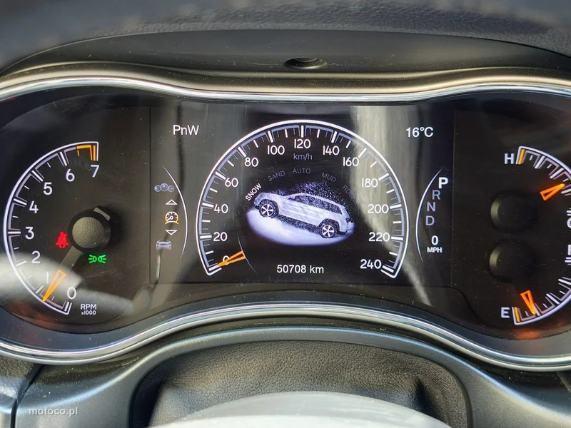 Jeep Grand Cherokee 19