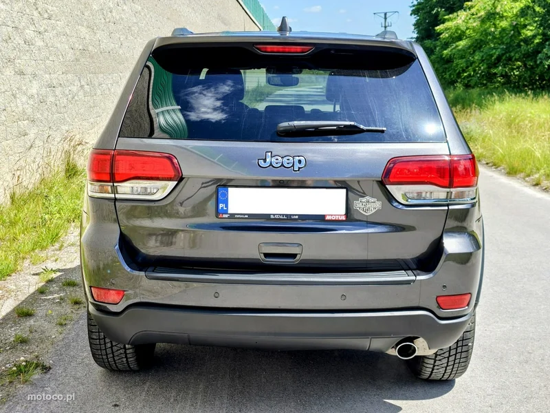 Jeep Grand Cherokee 4