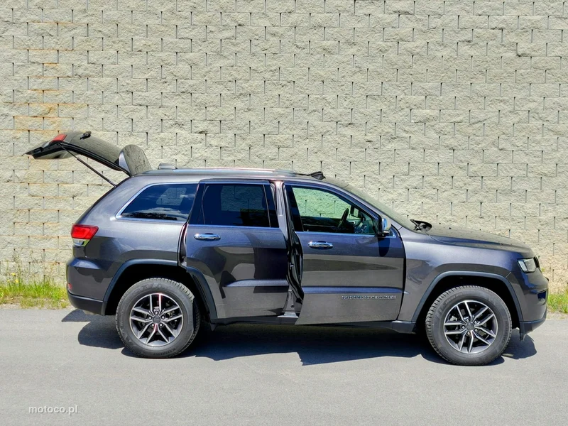 Jeep Grand Cherokee 8