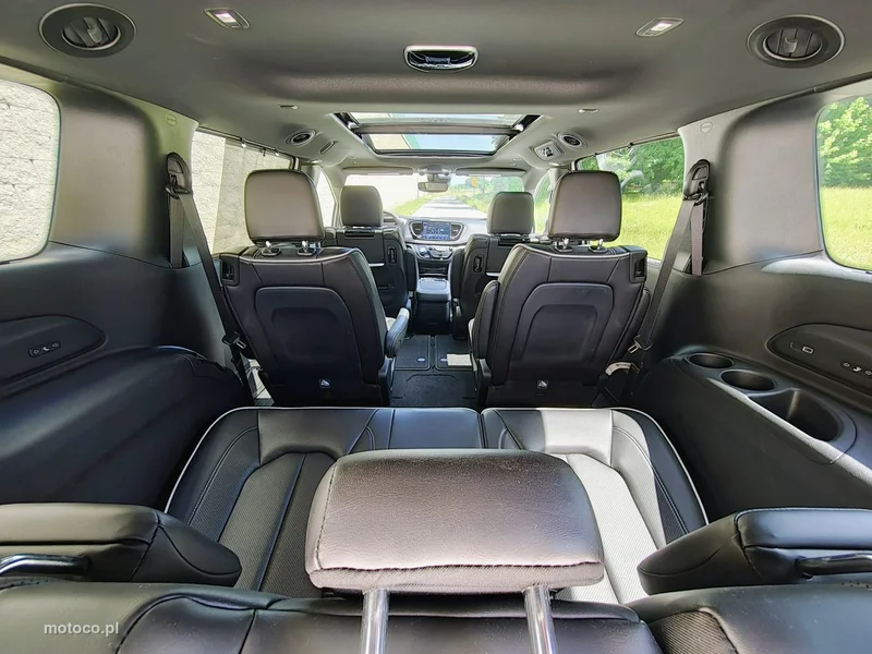 Chrysler Pacifica 18