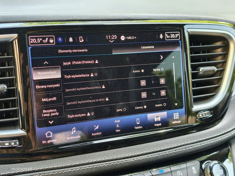 Chrysler Pacifica 28