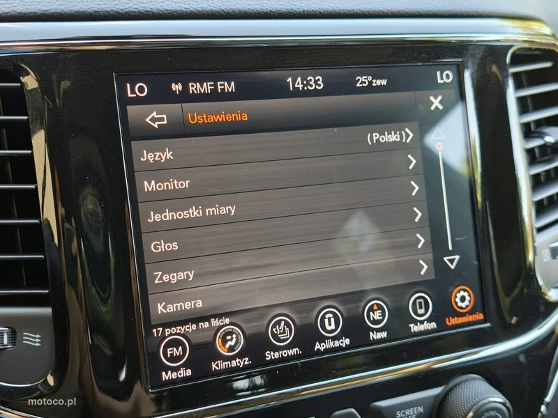 Jeep Grand Cherokee 28
