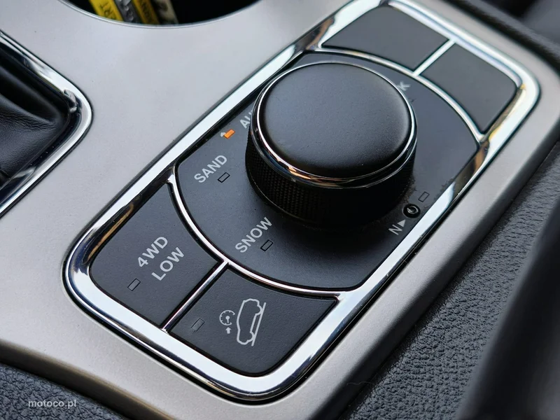Jeep Grand Cherokee 36