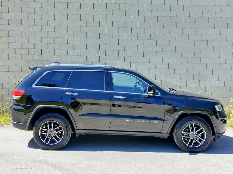 Jeep Grand Cherokee 8