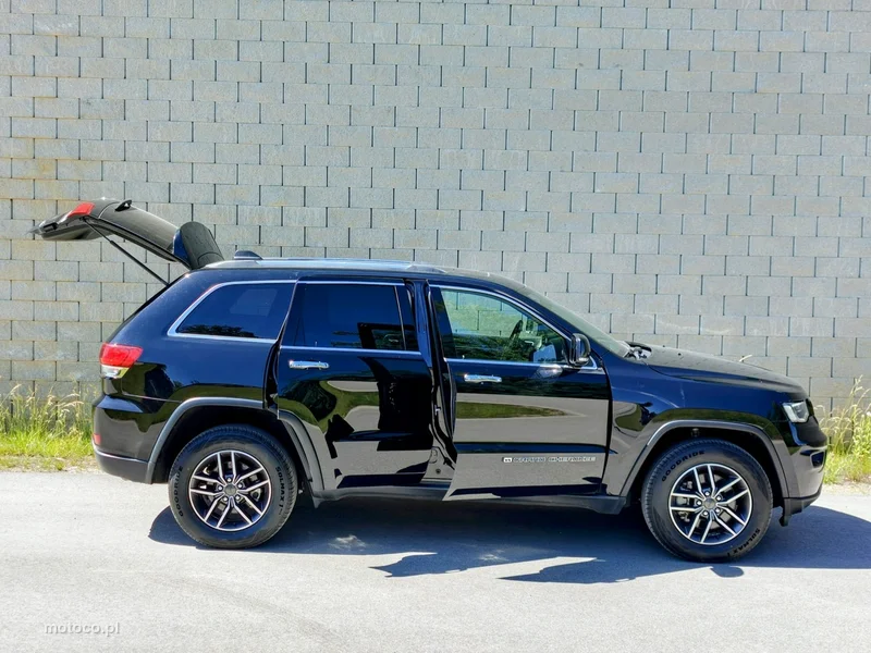 Jeep Grand Cherokee 9