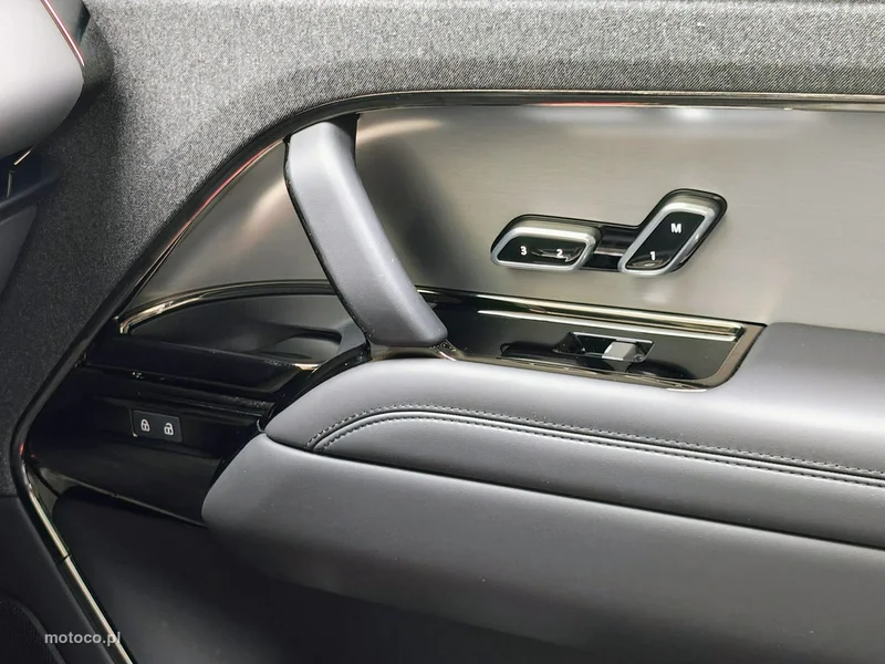 Land Rover Range Rover Sport 11
