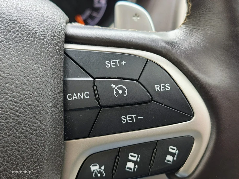 Jeep Grand Cherokee 22