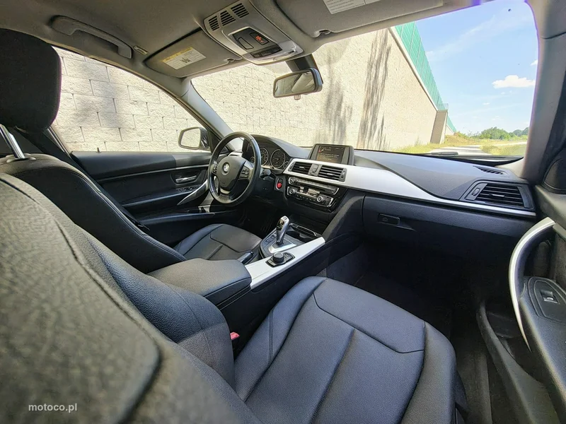 BMW Seria 3 F30 320 11
