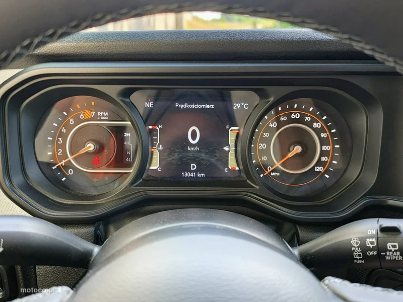 Jeep Wrangler 24