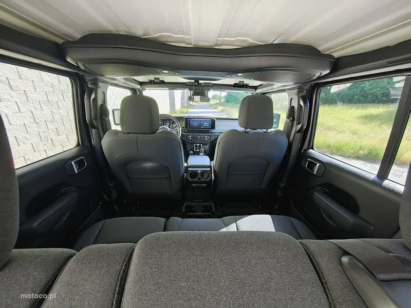 Jeep Wrangler 27