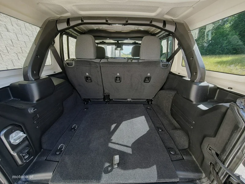 Jeep Wrangler 29