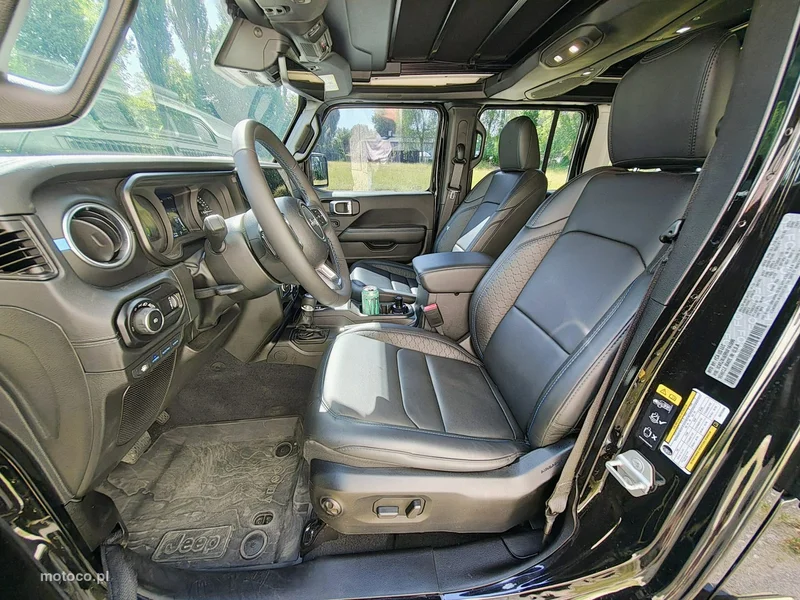 Jeep Wrangler 11