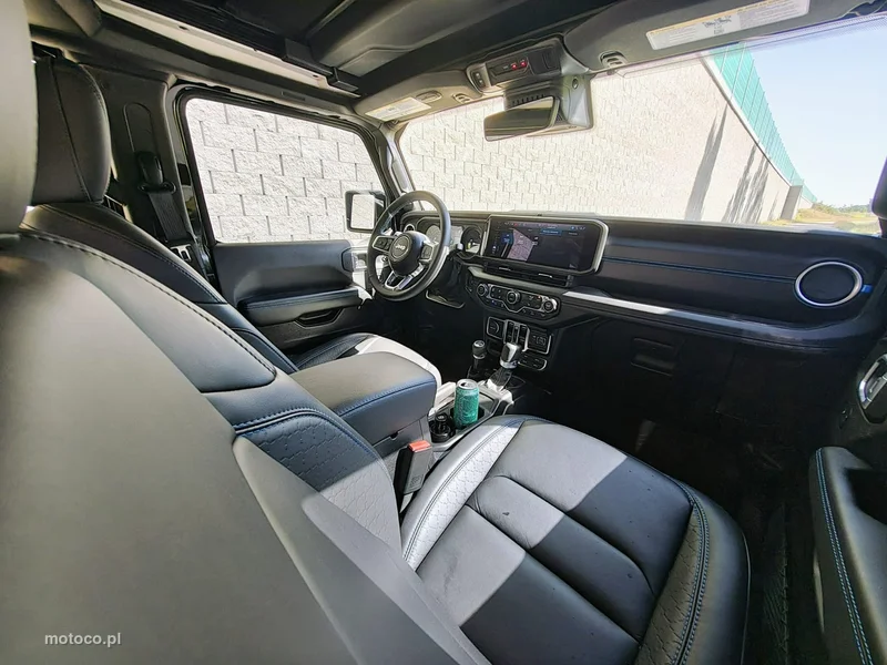 Jeep Wrangler 13