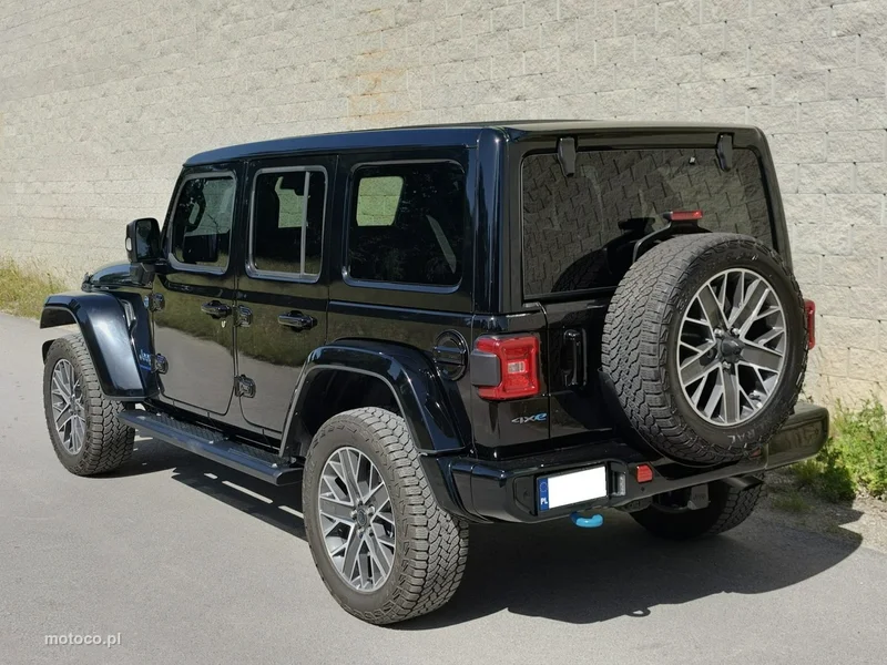 Jeep Wrangler 4