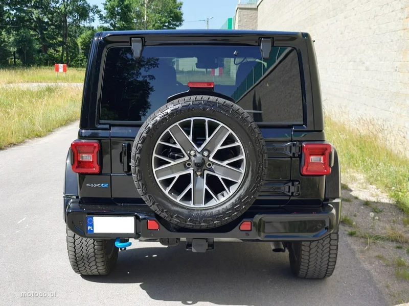 Jeep Wrangler 5