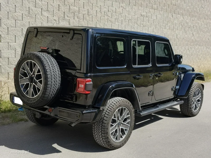 Jeep Wrangler 6