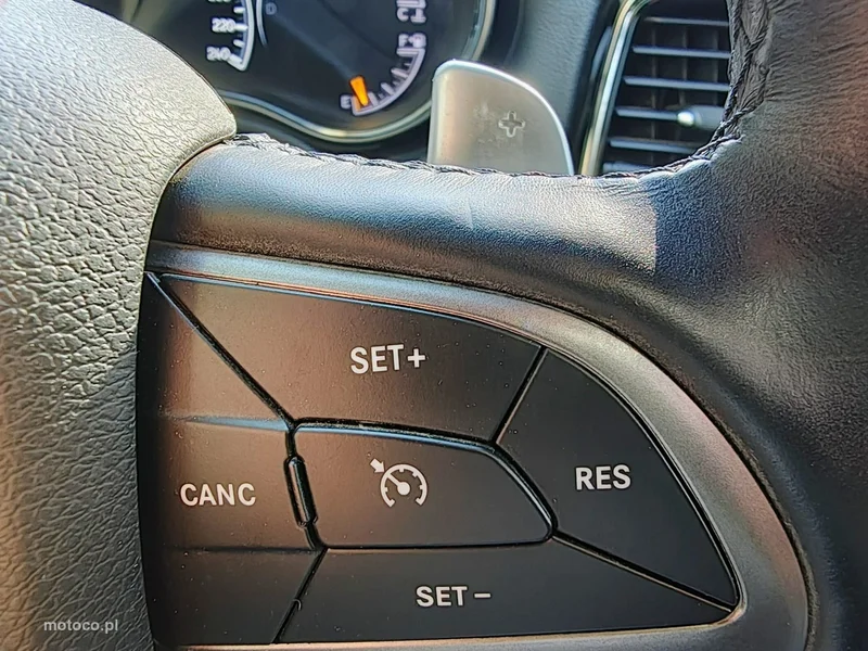Jeep Grand Cherokee 11