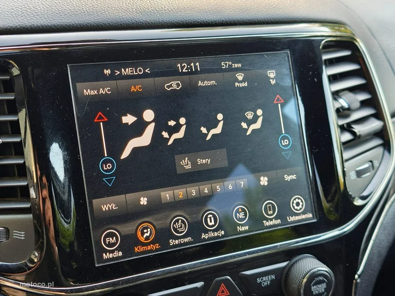 Jeep Grand Cherokee 23