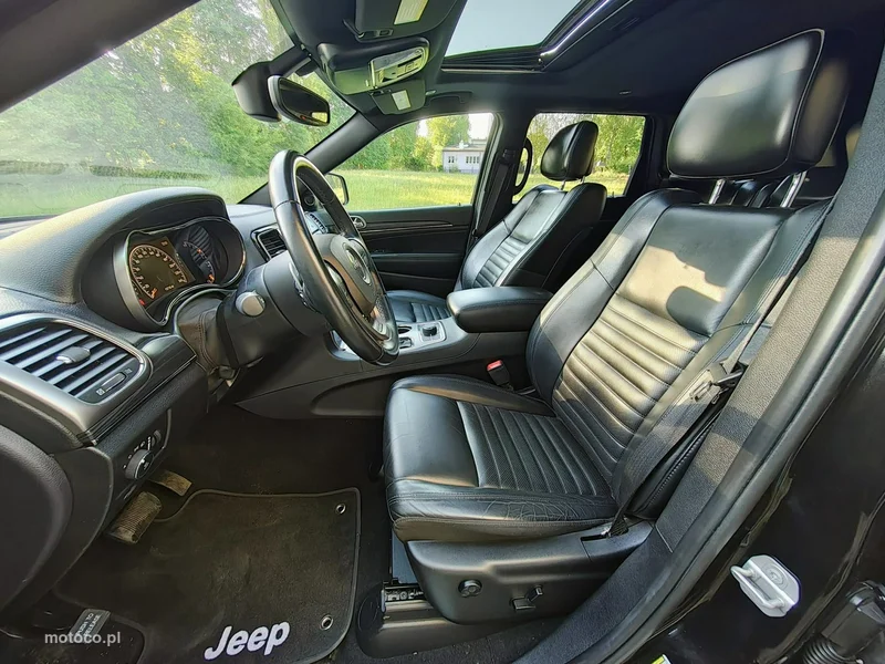 Jeep Grand Cherokee 25