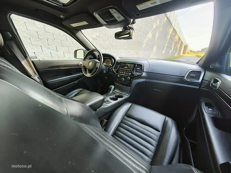 Jeep Grand Cherokee 28
