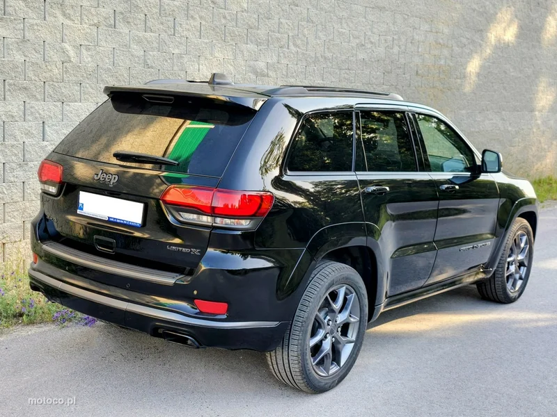 Jeep Grand Cherokee 4