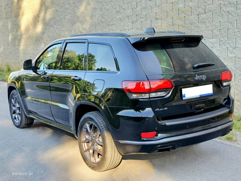 Jeep Grand Cherokee 6