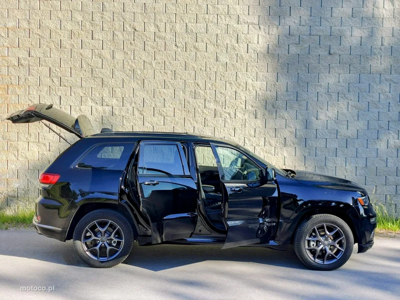 Jeep Grand Cherokee 8
