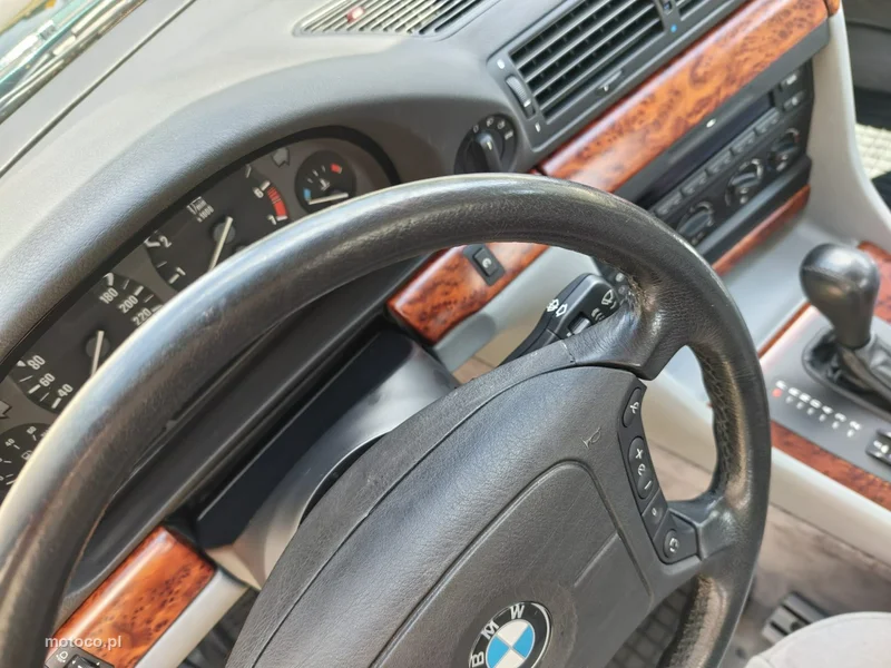 BMW Seria 7 E38 740 16