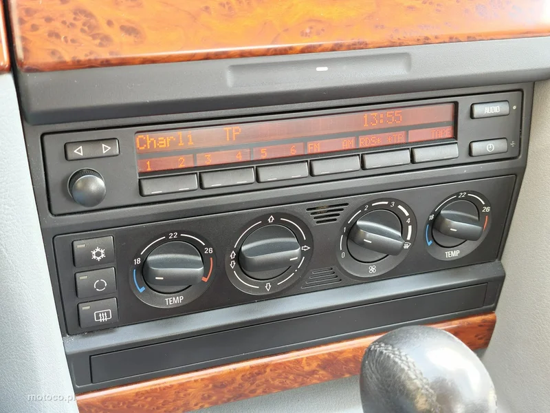 BMW Seria 7 E38 740 19