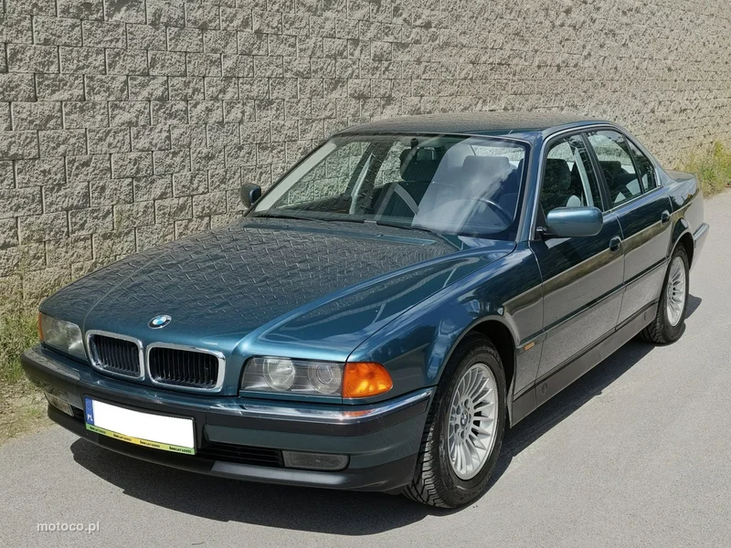 BMW Seria 7 E38 740 3
