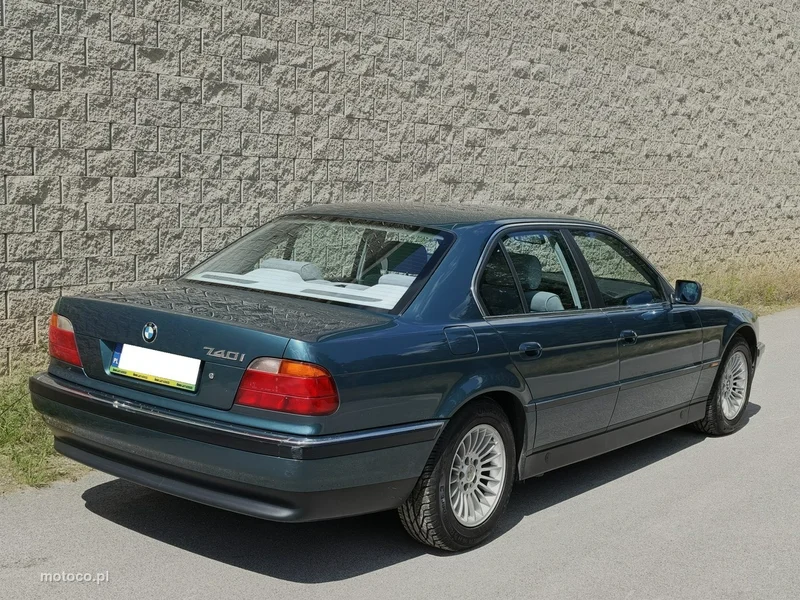 BMW Seria 7 E38 740 6