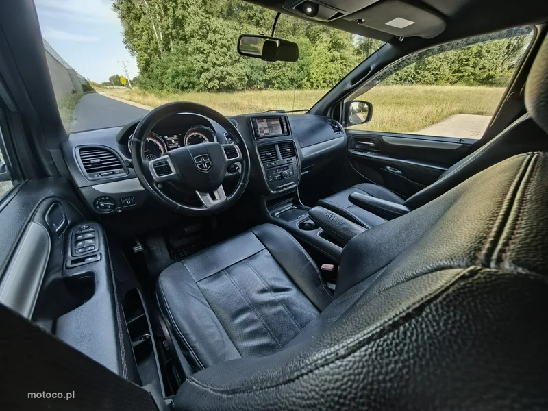 Dodge Grand Caravan 11