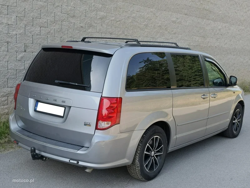 Dodge Grand Caravan 4