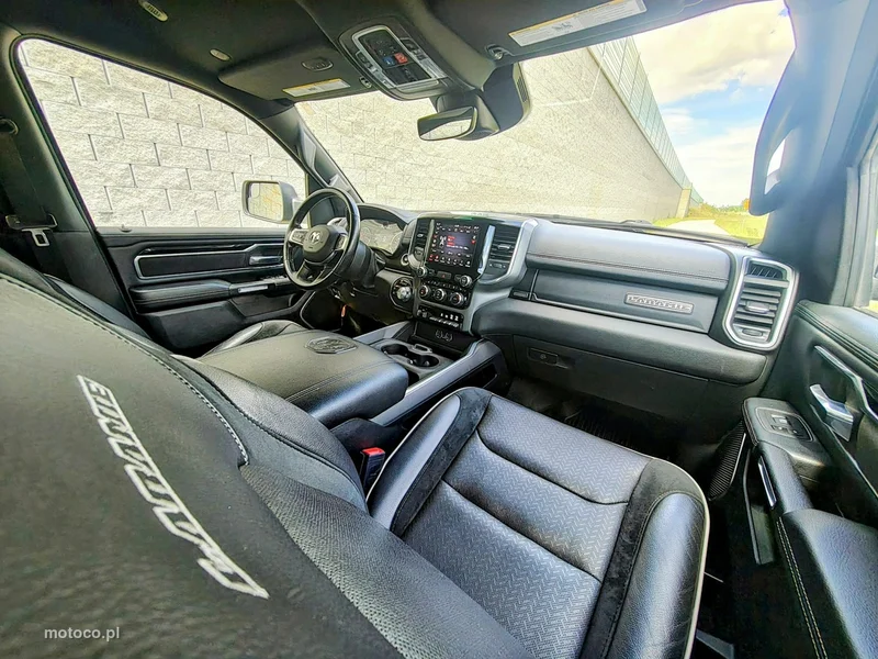 RAM 1500 11