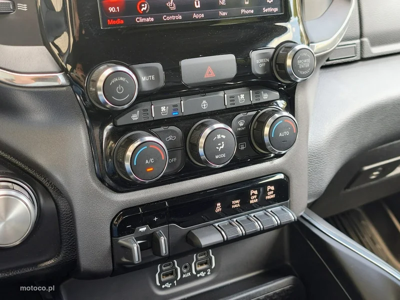 RAM 1500 21