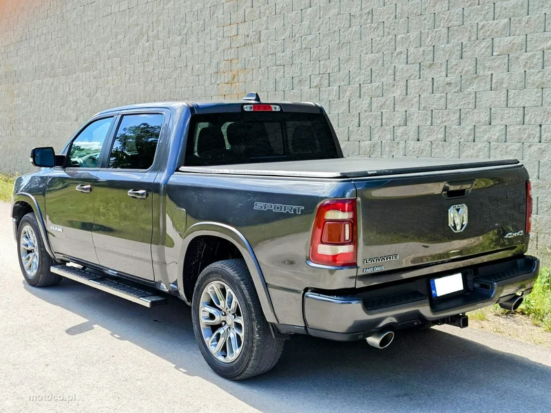 RAM 1500 4