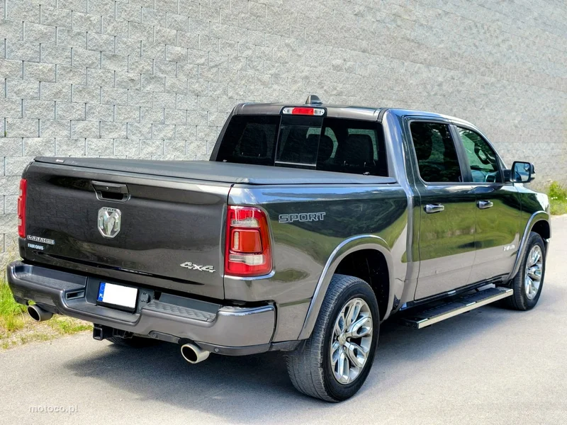 RAM 1500 6