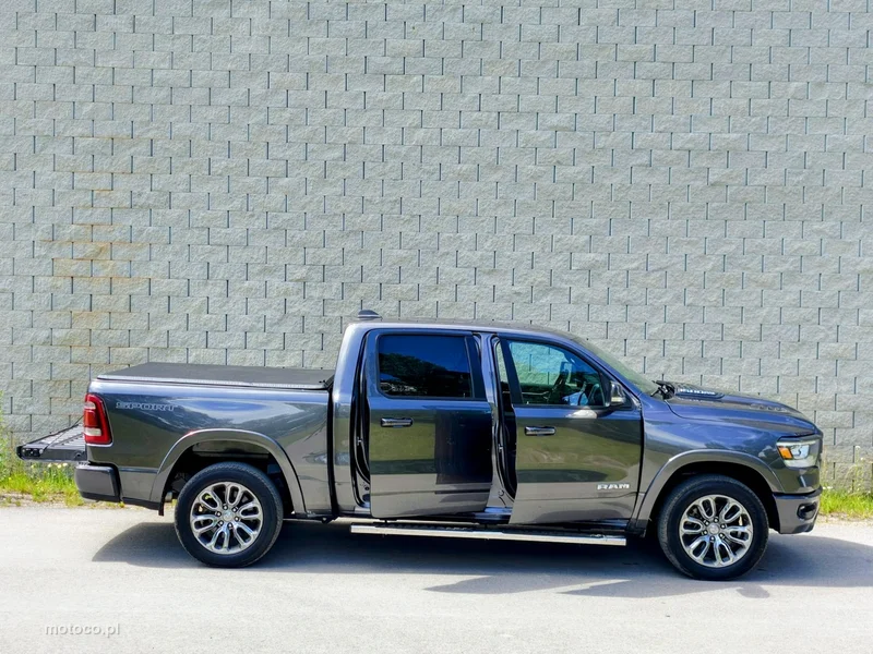 RAM 1500 8