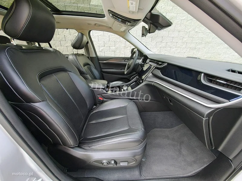 Jeep Grand Cherokee 23