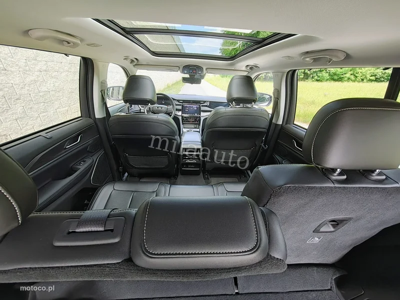 Jeep Grand Cherokee 26