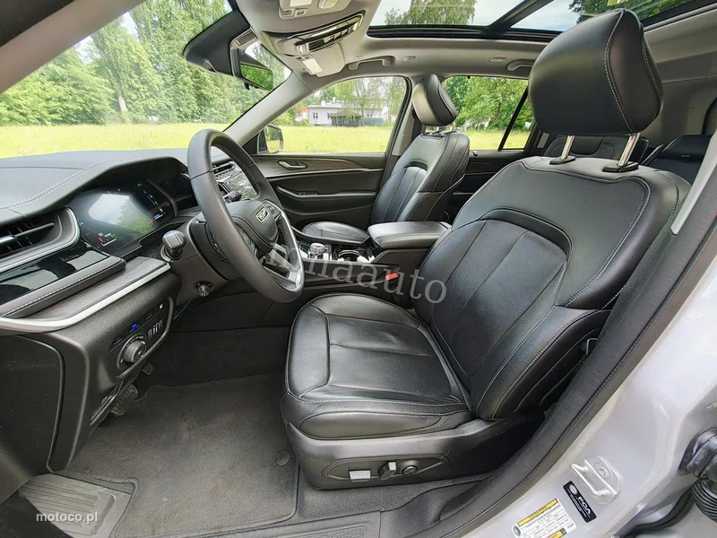 Jeep Grand Cherokee 10