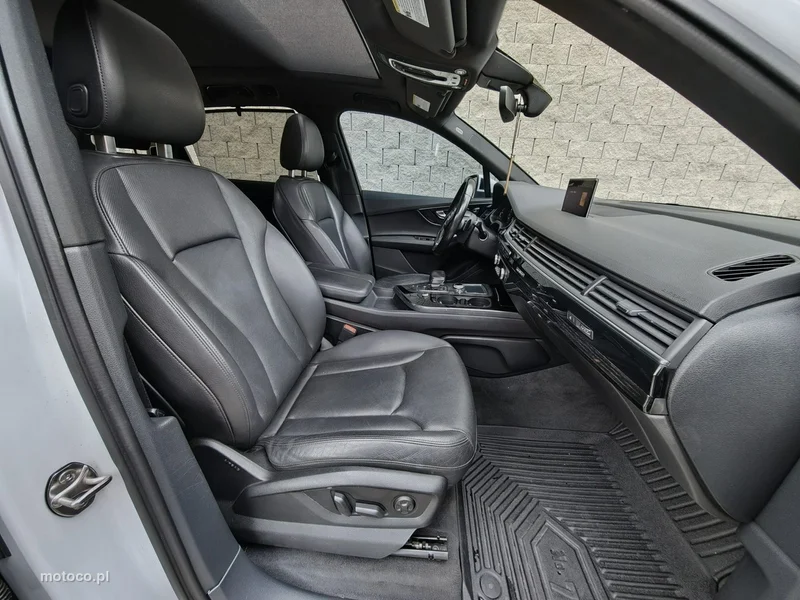 Audi Q7 4M 12