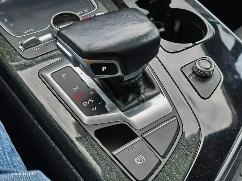 Audi Q7 4M 25