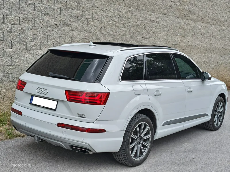 Audi Q7 4M 6